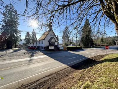 Corner Of First Ave And April Road